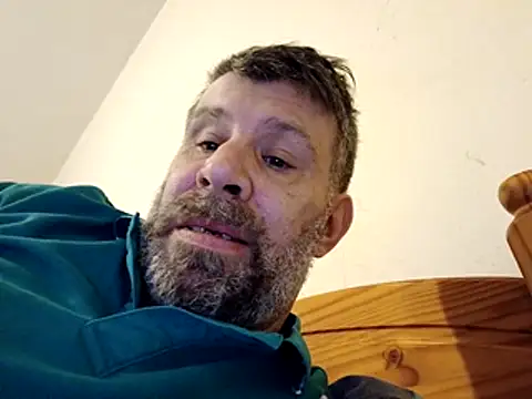 Snapshot of stud2512 chatting on March 2026 04:44:02 PM stud2512 online show from March 2026 04:44:02 PM