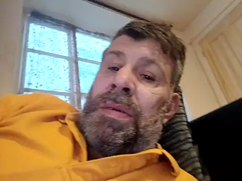 Snapshot of stud2512 chatting on March 2026 05:27:02 PM stud2512 online show from March 2026 05:27:02 PM