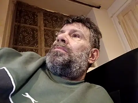 Snapshot of stud2512 chatting on March 2026 09:32:02 PM stud2512 online show from March 2026 09:32:02 PM