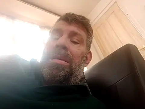 Snapshot of stud2512 chatting on March 2026 09:31:02 AM stud2512 online show from March 2026 09:31:02 AM