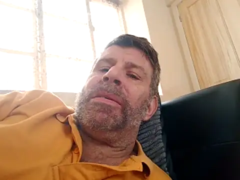 Snapshot of stud2512 chatting on April 2026 12:57:02 PM stud2512 online show from April 2026 12:57:02 PM