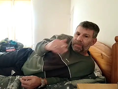 Snapshot of stud2512 chatting on April 2026 07:49:01 AM stud2512 online show from April 2026 07:49:01 AM