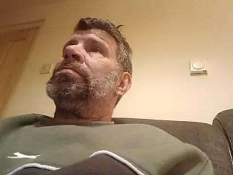 Snapshot of stud2512 chatting on April 2026 09:16:01 PM stud2512 online show from April 2026 09:16:01 PM