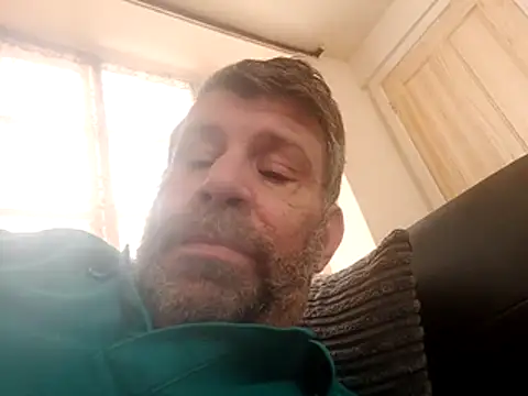 Snapshot of stud2512 chatting on April 2026 09:21:02 AM stud2512 online show from April 2026 09:21:02 AM