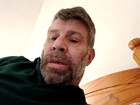 Snapshot of stud2512 chatting on April 2026 09:03:02 AM stud2512 online show from April 2026 09:03:02 AM