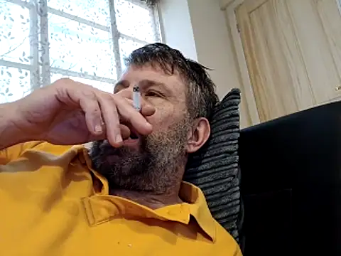 Snapshot of stud2512 chatting on April 2026 04:12:02 PM stud2512 online show from April 2026 04:12:02 PM