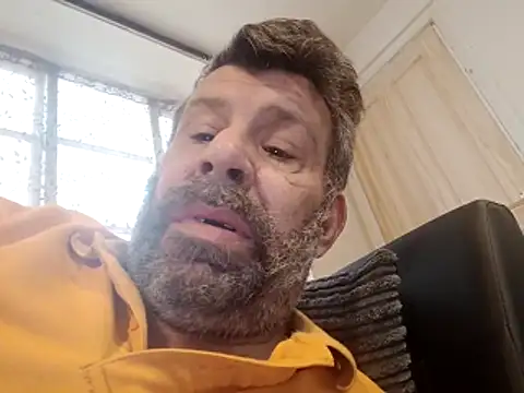 Snapshot of stud2512 chatting on April 2026 06:53:02 AM stud2512 online show from April 2026 06:53:02 AM