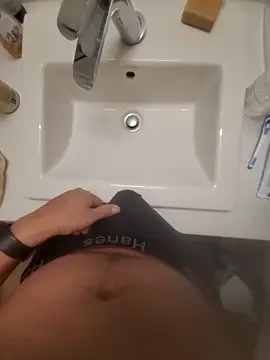 Bouncywarrior online show from February 2026 03:49:02 AM