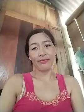 Snapshot of lris-Beauty77 chatting on June 2026 06:02:01 AM lris-Beauty77 online show from June 2026 06:02:01 AM