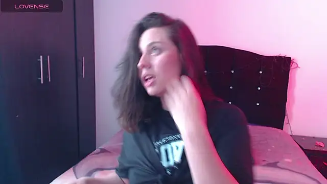 Snapshot of Ana__arms chatting on February 2026 03:21:01 PM Ana arms online show from February 2026 03:21:01 PM