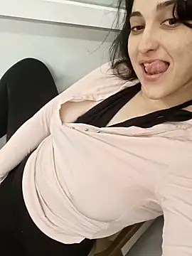 Snapshot of lagatitacantabra chatting on March 2026 02:17:02 AM lagatitacantabra online show from March 2026 02:17:02 AM