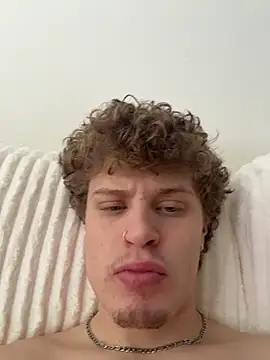 PAPITRVN online show from February 2026 07:44:02 PM