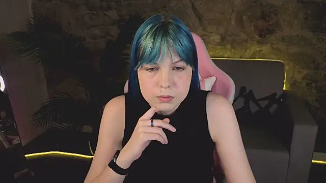 Snapshot of SofiaSterns chatting on March 2026 01:38:01 AM SofiaSterns online show from March 2026 01:38:01 AM