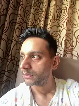 online4u08 online show from April 2026 05:23:01 AM