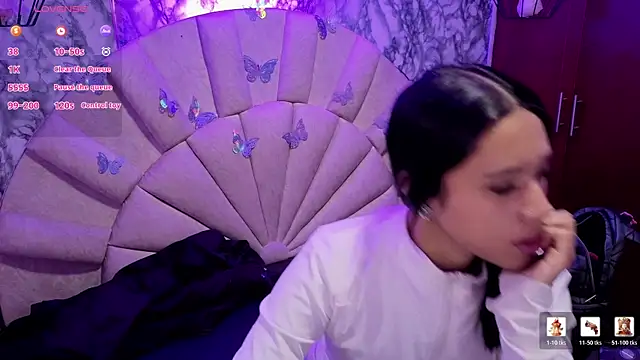 miiaboss  online show from April 2026 11:02:02 AM