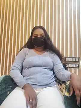 Snapshot of Cutie_bae011 chatting on February 2026 05:33:01 PM Cutie bae011 online show from February 2026 05:33:01 PM