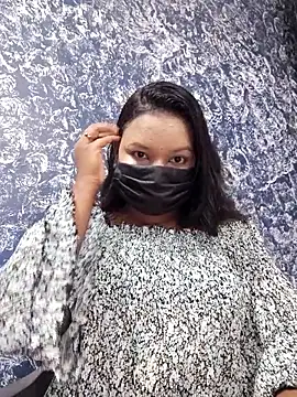 Snapshot of Cutie_bae011 chatting on March 2026 05:15:01 PM Cutie bae011 online show from March 2026 05:15:01 PM