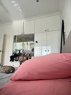 touchmybodybaby online show from February 2026 09:46:01 PM