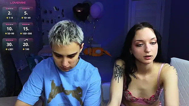 LuxuryLoverss online show from April 2026 01:41:01 PM