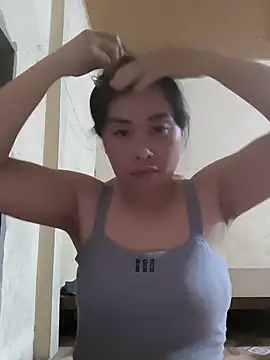 juicy-milu online show from June 2026 03:25:01 PM