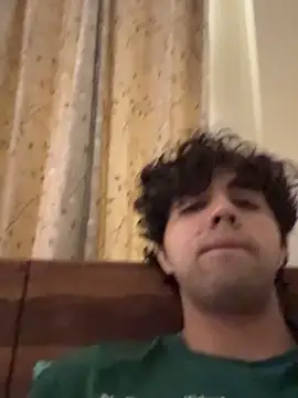 Snapshot of lucasmaxtoy chatting on February 2026 06:33:02 AM lucasmaxtoy online show from February 2026 06:33:02 AM