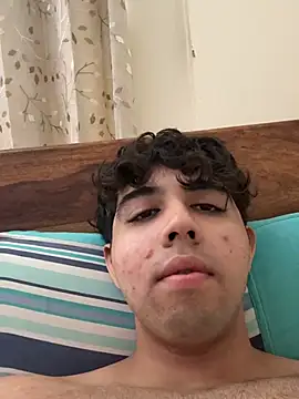 Snapshot of lucasmaxtoy chatting on February 2026 07:29:01 AM lucasmaxtoy online show from February 2026 07:29:01 AM