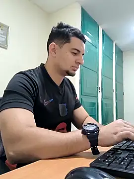 Snapshot of Jaramill07 chatting on February 2026 11:44:01 AM Jaramill07 online show from February 2026 11:44:01 AM