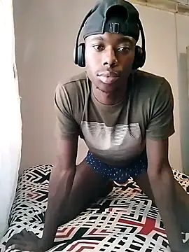 Snapshot of CrazyDickasss chatting on February 2026 12:16:01 PM CrazyDickasss online show from February 2026 12:16:01 PM