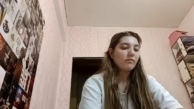 Snapshot of JanineThielman chatting on July 2026 12:46:02 PM JanineThielman online show from July 2026 12:46:02 PM