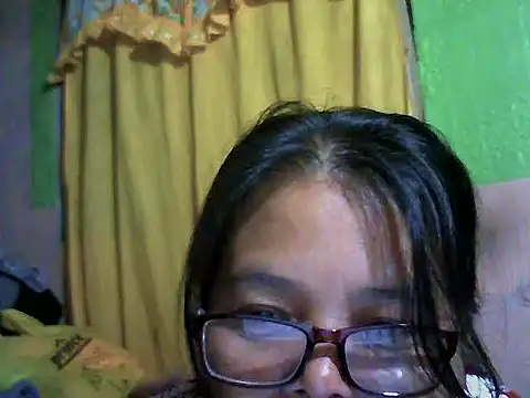 Flowerblossom123 online show from May 2026 07:11:02 PM