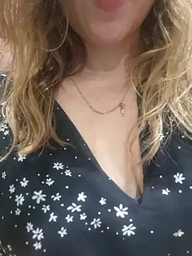 milffa online show from July 2026 09:21:02 PM