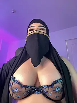 Yasmin cute online show from June 2026 02:33:01 PM