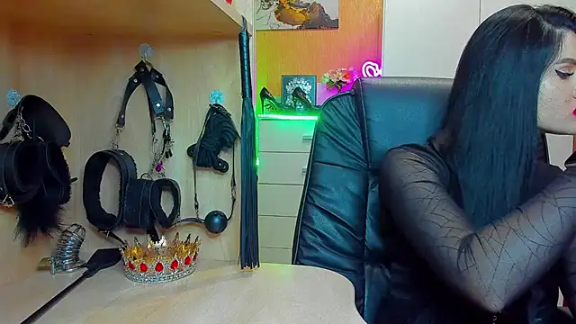 KristiTopxx online show from September 2025 08:56:01 PM