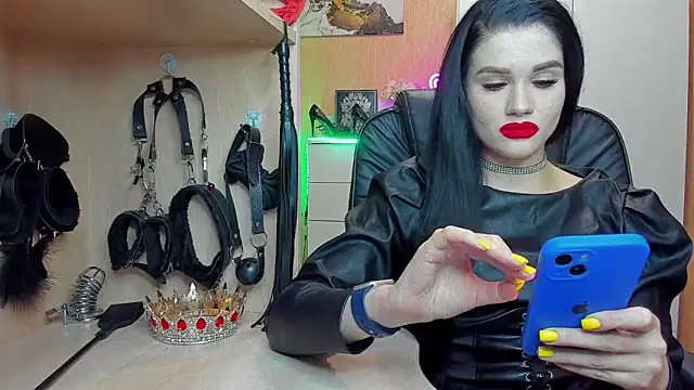 KristiTopxx online show from October 2025 06:38:02 PM