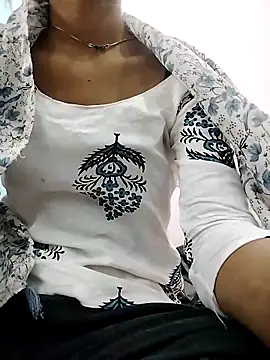 Karishma 88 online show from April 2026 06:42:02 AM