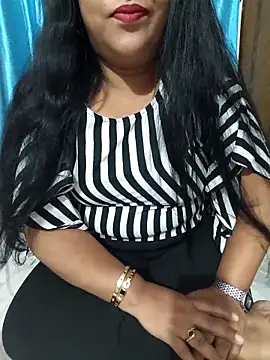 Moonae online show from April 2026 09:42:02 AM