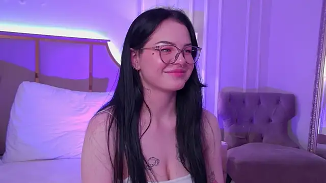 CindyMil online show from June 2026 10:37:02 AM