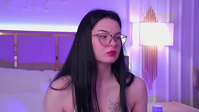 CindyMil online show from July 2026 06:19:02 AM