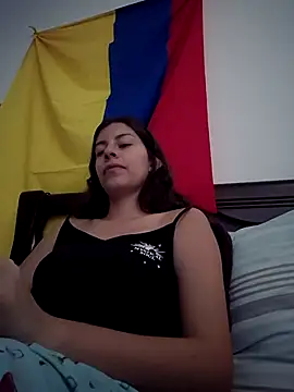 Snapshot of IrisBound chatting on July 2026 01:18:02 PM IrisBound online show from July 2026 01:18:02 PM