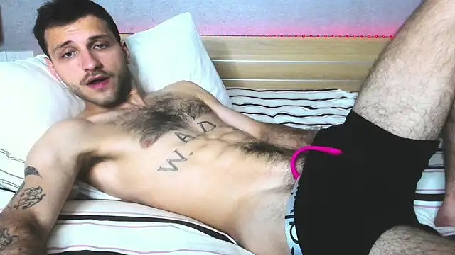 DarkRogue19 online show from March 2026 04:50:02 PM