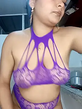 Emily Rouse23 online show from April 2026 01:20:02 AM