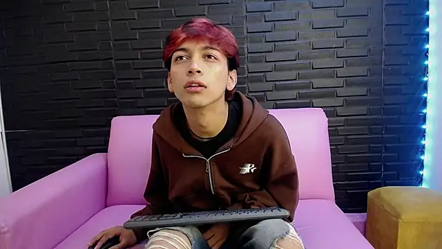 DanteLux online show from March 2026 02:57:01 PM