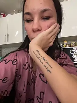 mariaalexandraf online show from March 2026 10:33:01 AM