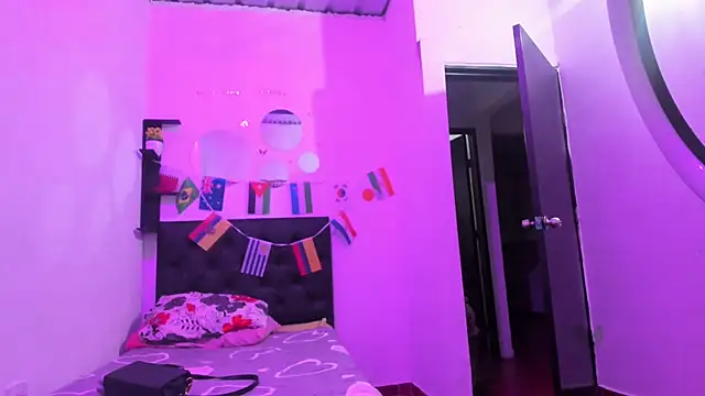 Snapshot of sapphire_brown20 chatting on July 2026 11:07:02 PM sapphire brown20 online show from July 2026 11:07:02 PM