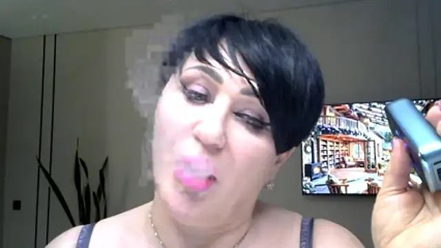 Snapshot of Kleotempt chatting on April 2026 08:17:01 PM Kleotempt online show from April 2026 08:17:01 PM