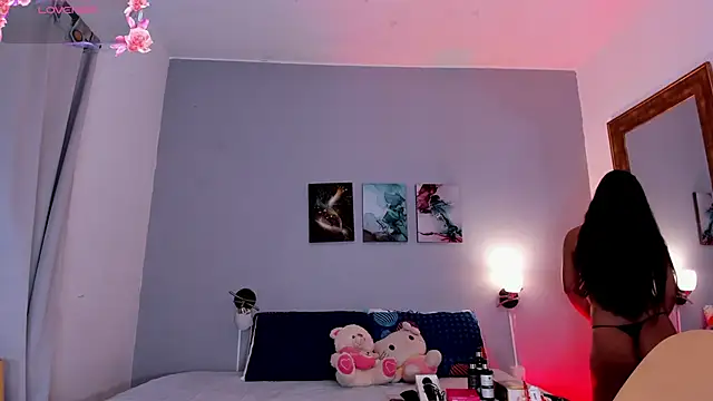 KimTaylorW online show from June 2026 03:25:01 AM