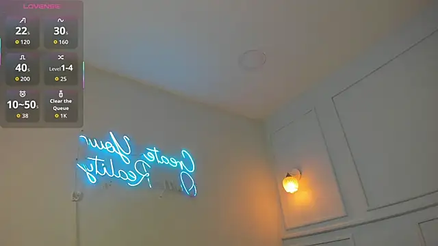 LeylaRusso online show from May 2026 07:31:01 PM