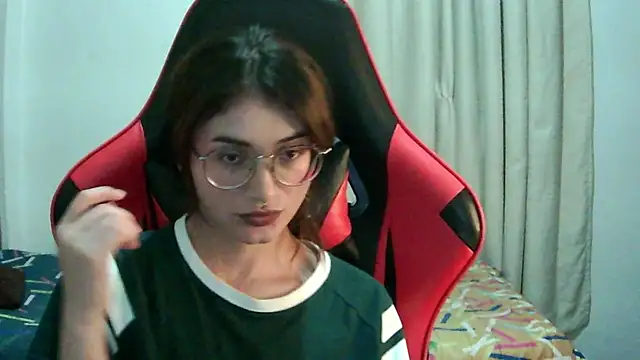 Snapshot of Sparkyvape chatting on February 2026 09:47:02 PM Sparkyvape online show from February 2026 09:47:02 PM