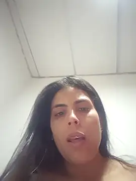 Perla bella online show from March 2026 11:27:02 AM