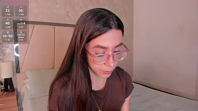 Snapshot of Arii_wilde chatting on June 2026 12:42:02 PM Arii wilde online show from June 2026 12:42:02 PM